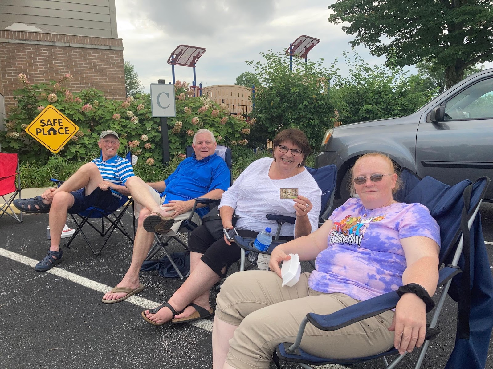 Participants and allies of the Bridges Alliance of Johnson County’s Surviving to Thriving program meet for fellowship, empowerment, and training focused on alleviating poverty. Photo by Bridges Alliance of Johnson County